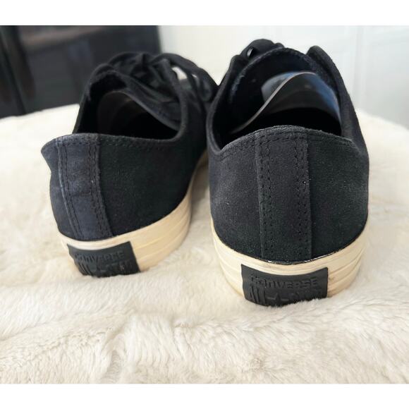 Converse Chuck Taylor BLACK SUEDE Shoes M 9.5, W 11.5 Sneakers Skate Skater Low - Picture 5 of 7
